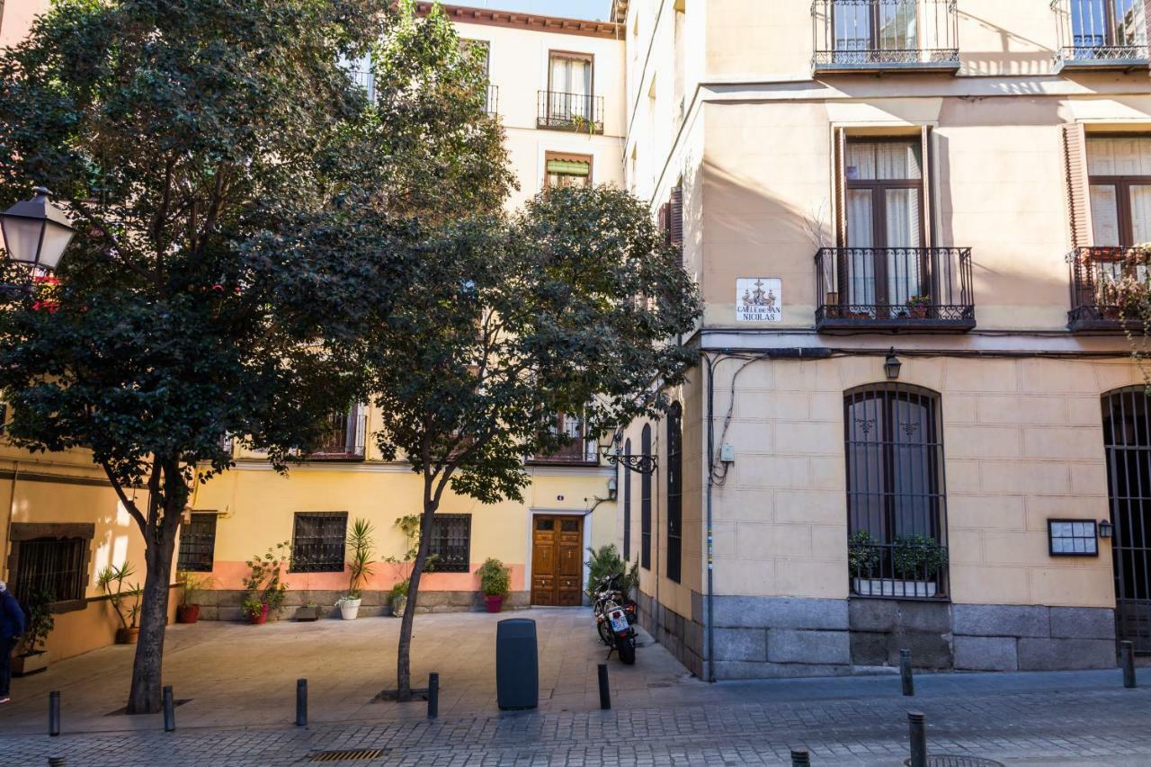 Pyr Select Plaza Mayor II Y III Apartment Madrid Exterior photo