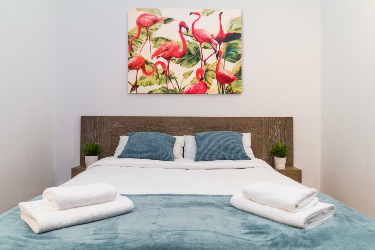 Pyr Select Plaza Mayor II Y III Apartment Madrid Exterior photo